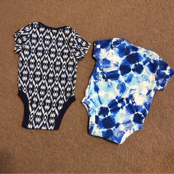 2 0-3 Months Blue Print Baby Bodysuit Onesies Old Navy - Picture 3 of 3